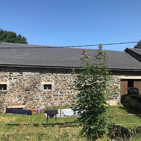 Maison De Famille Au Plateau Du Mezenc Les Vastres Luaran gambar