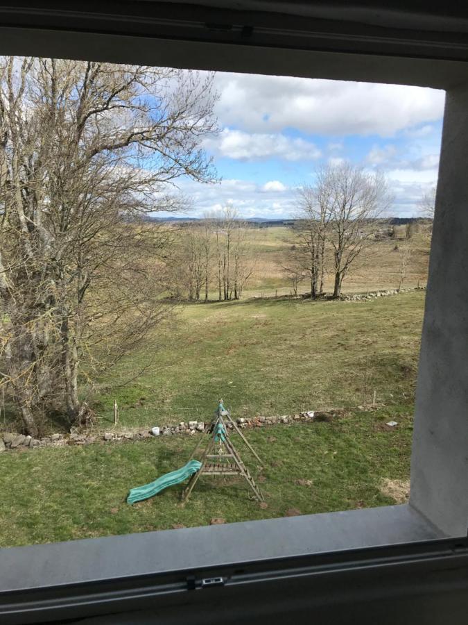 Maison De Famille Au Plateau Du Mezenc Les Vastres Luaran gambar