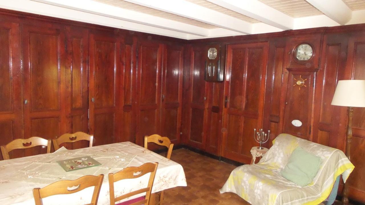 Maison De Famille Au Plateau Du Mezenc Les Vastres Luaran gambar