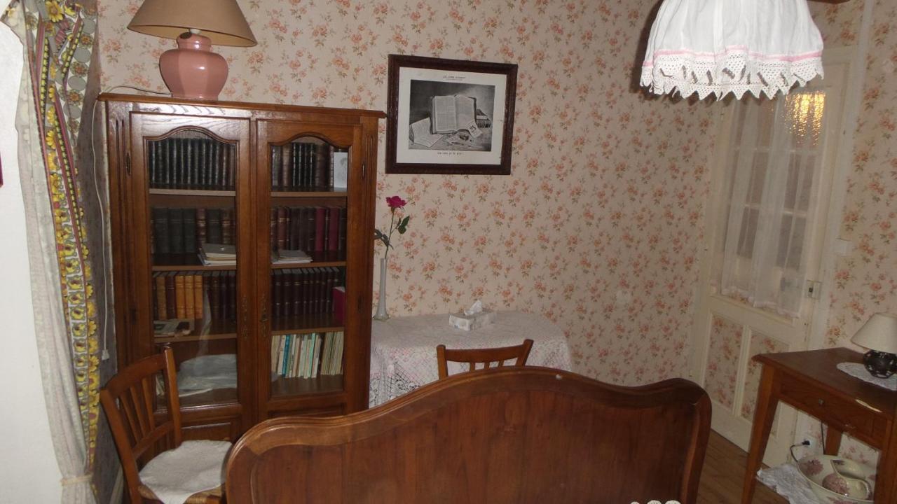 Maison De Famille Au Plateau Du Mezenc Les Vastres Luaran gambar